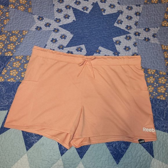 NWT Reebok Relaxed Shorts XXL - Picture 1 of 4